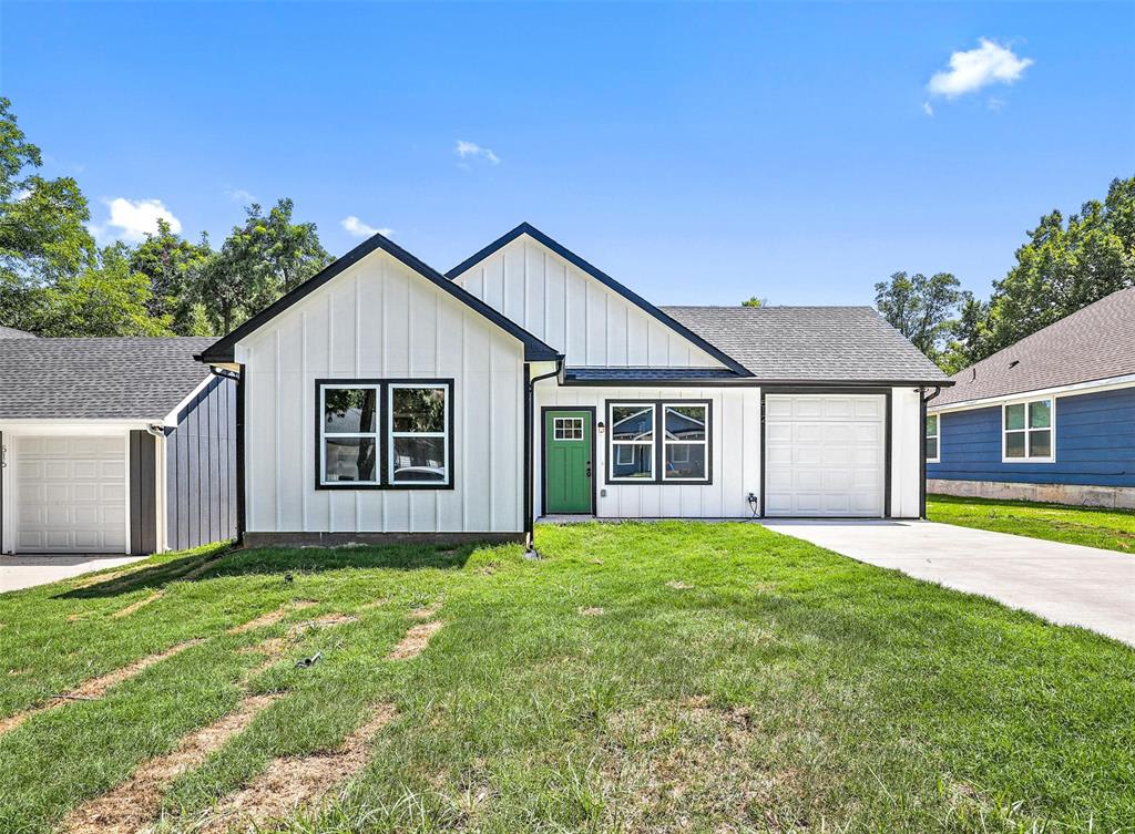 512 East Heron Street – photo 1