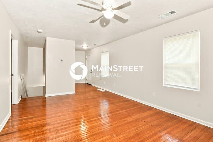 3710 Vermont Avenue – photo 2
