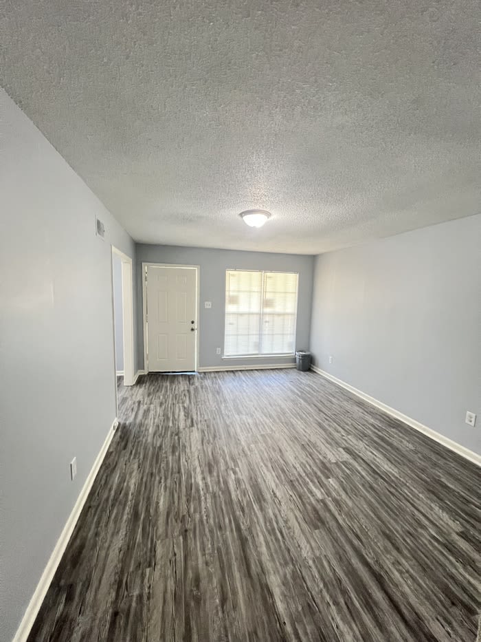 2901 Elbert Drive – photo 5