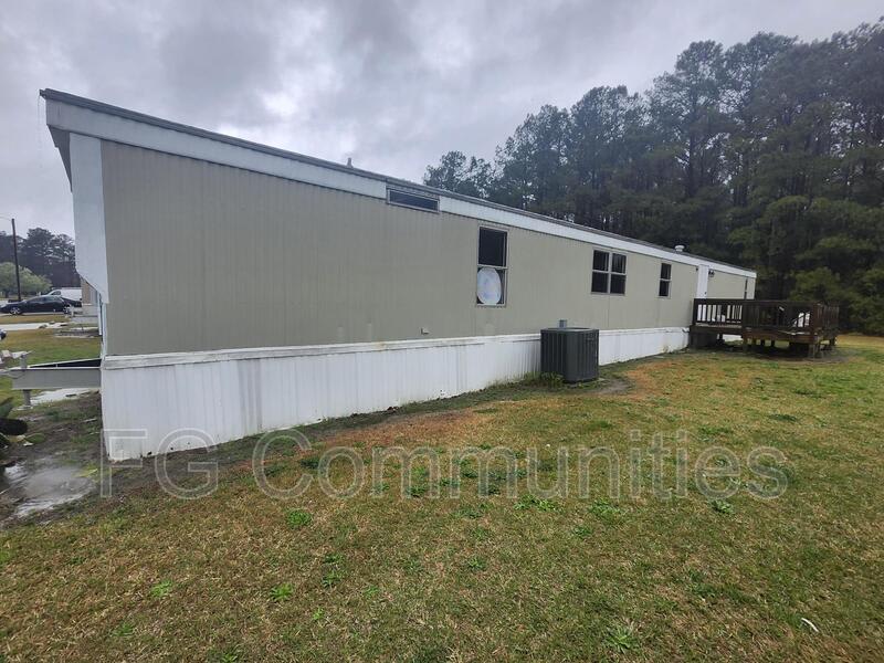 1023 Crystal Blvd – photo 3