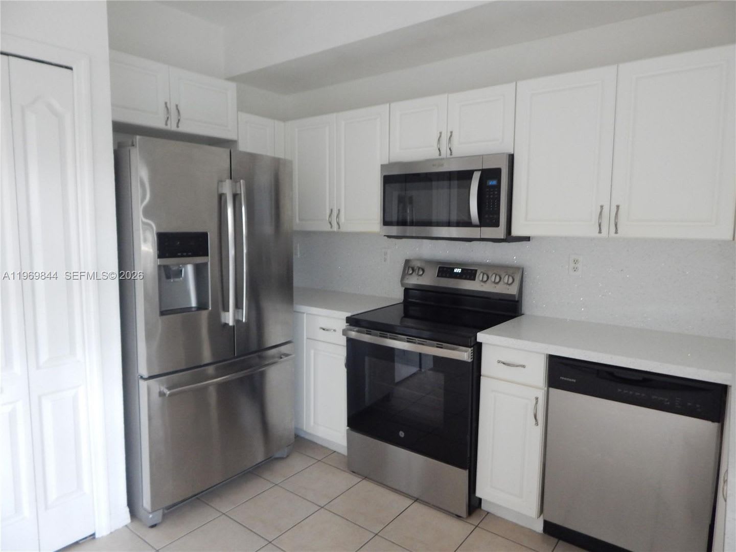 8986 W Flagler Street 9, Miami, FL 33174 – photo 4