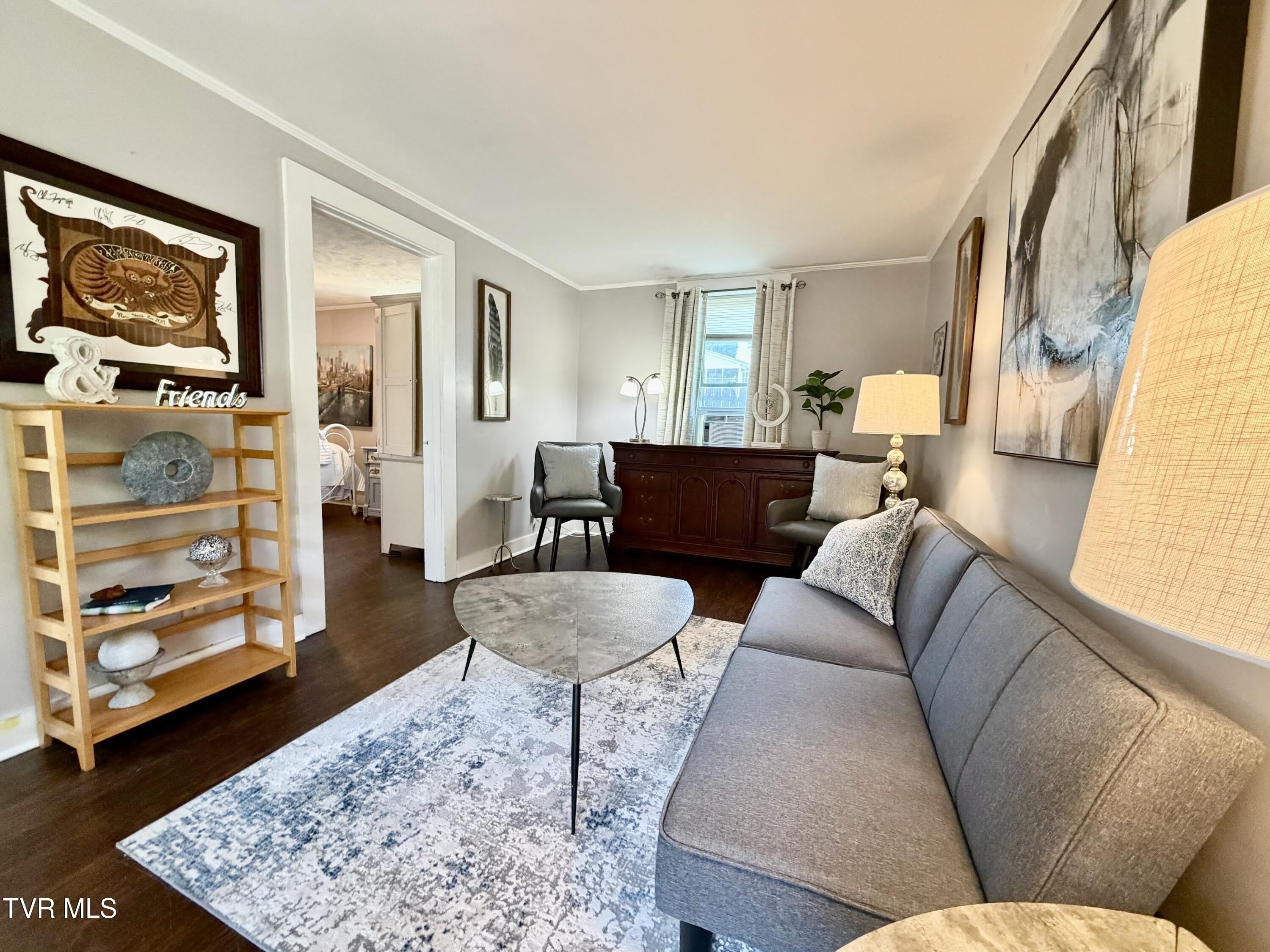 212 W F Street – photo 2