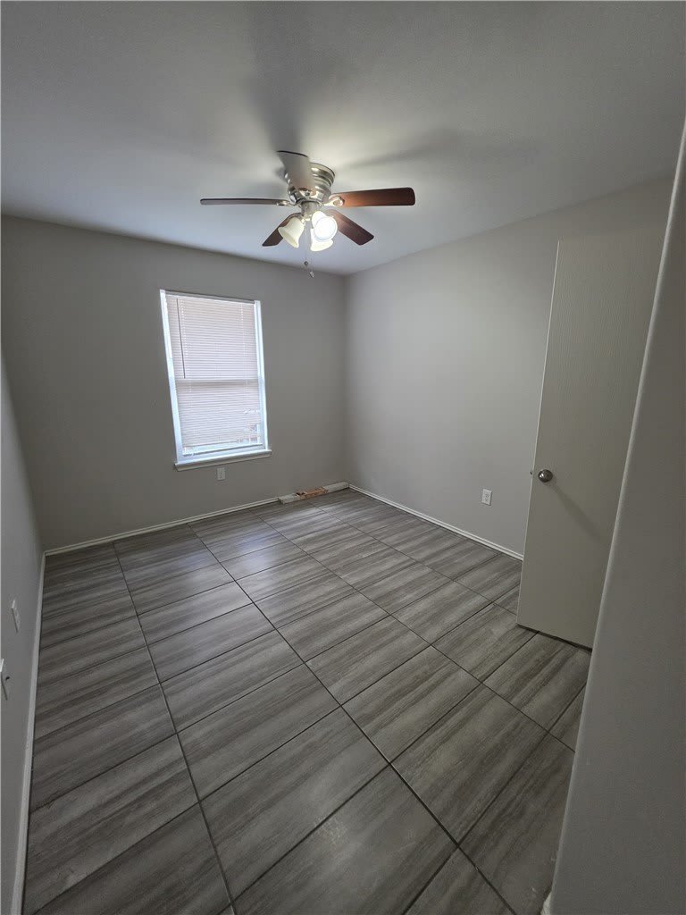 2937 Ruth St – photo 2