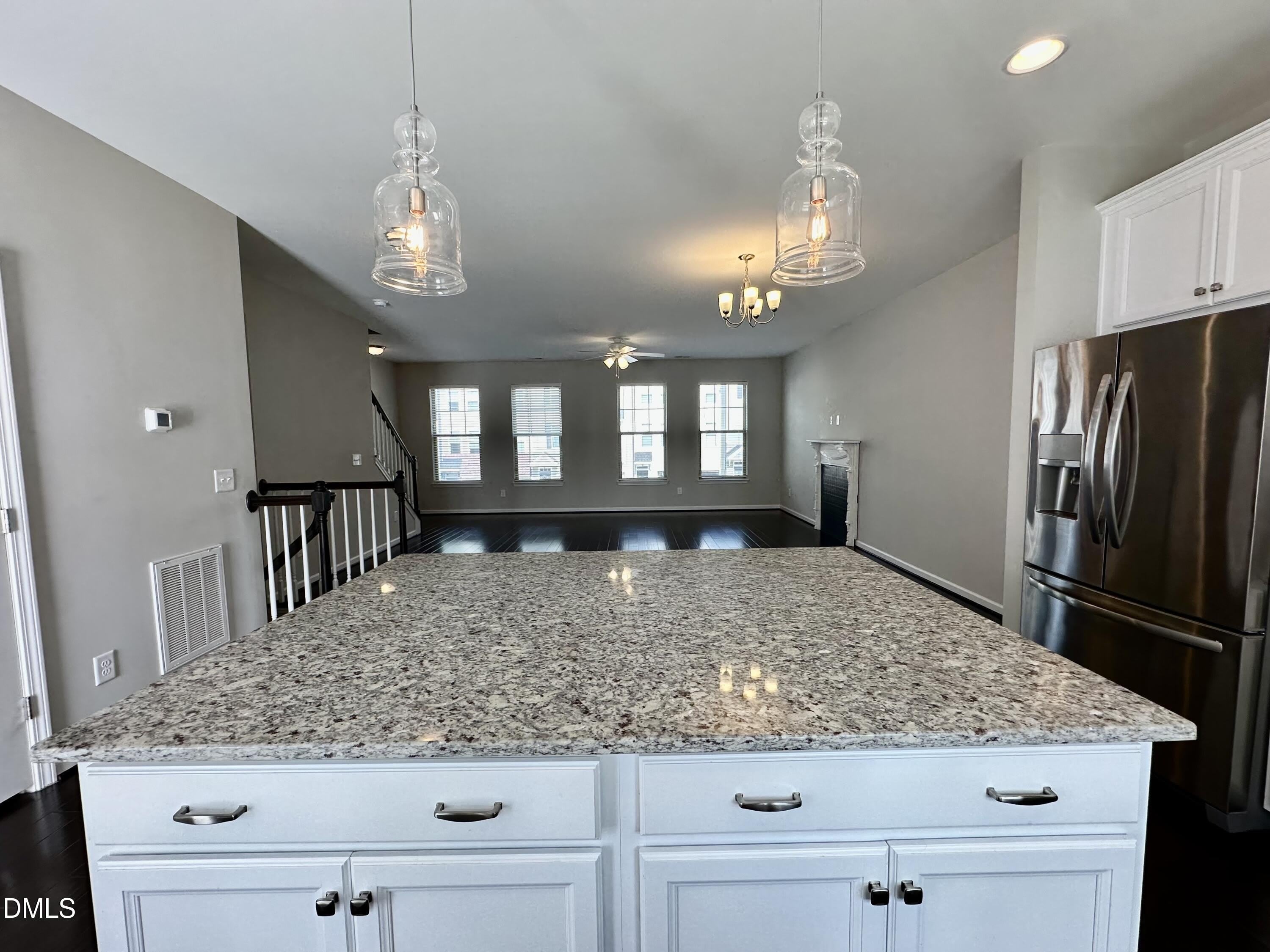 822 Richmont Grove Lane – photo 5