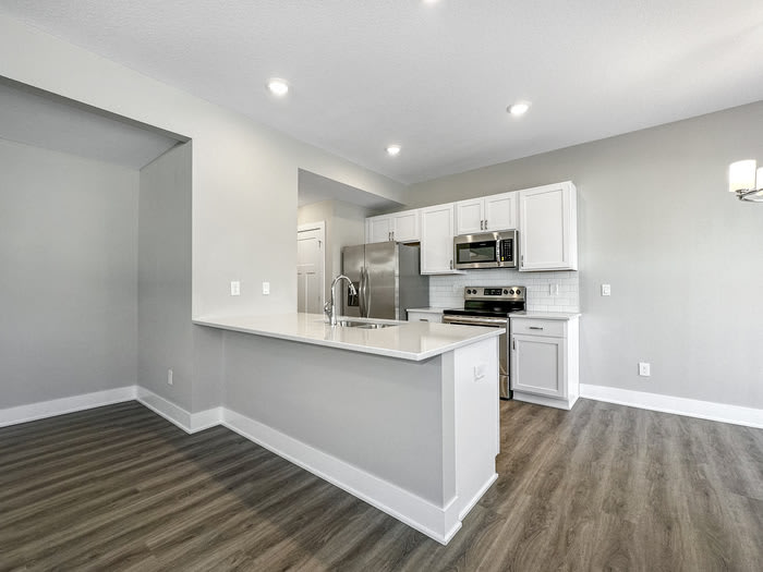 1404 Northeast Primrose Lane – photo 2