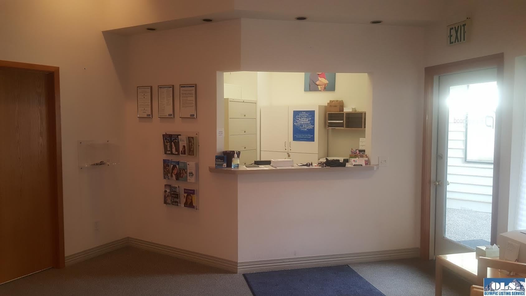 675 N Fifth Ave Ste 2B – photo 4
