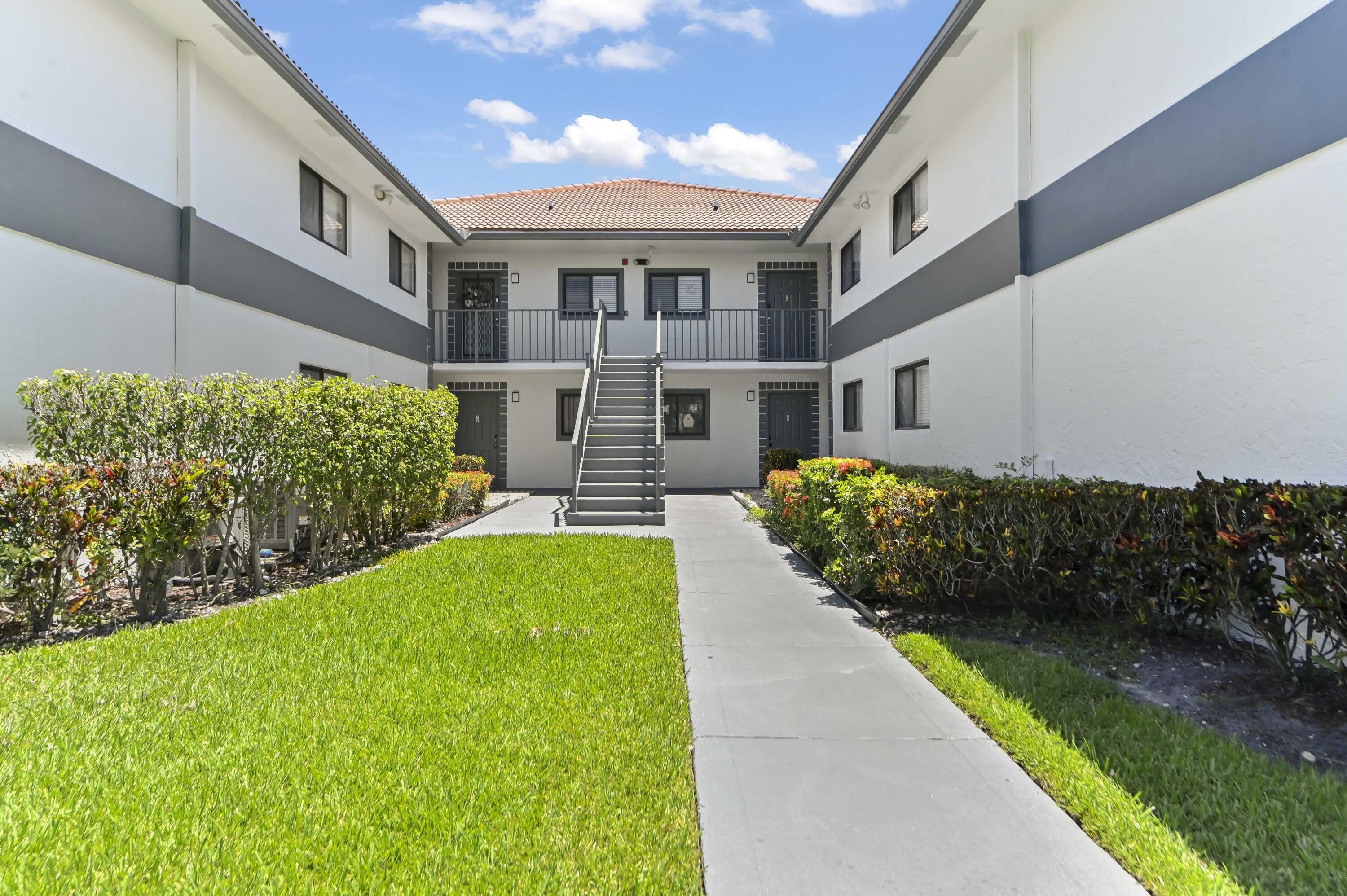 15234 Lakes Of Delray Boulevard – photo 2