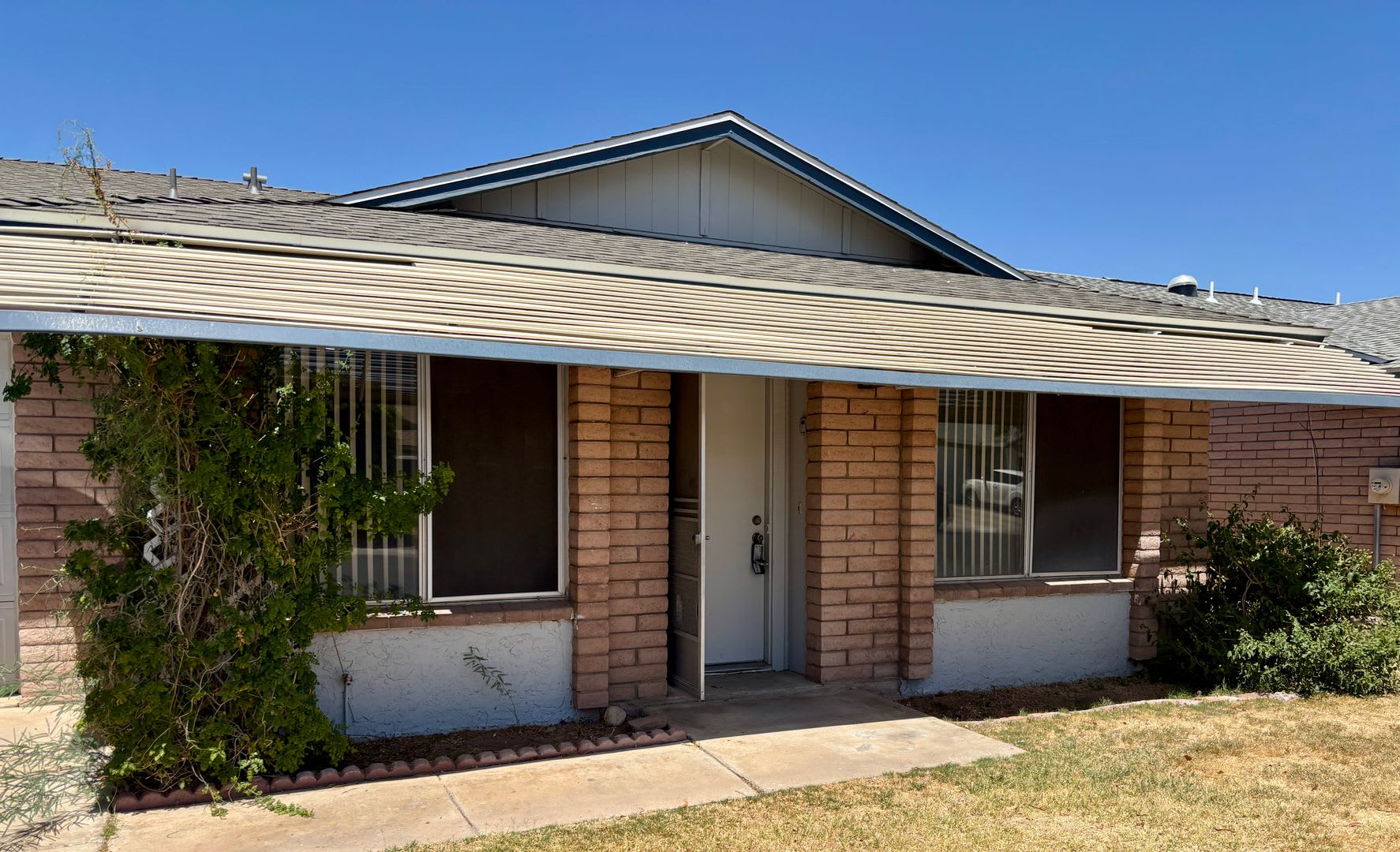 55 Single Level Home Community Pool – photo 2