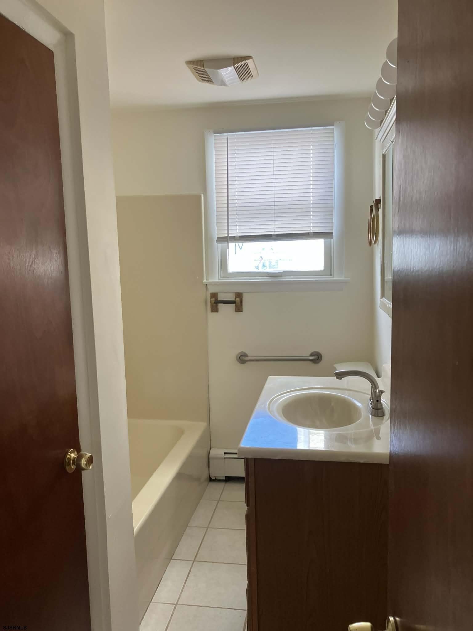 200 N 14TH ST – photo 4