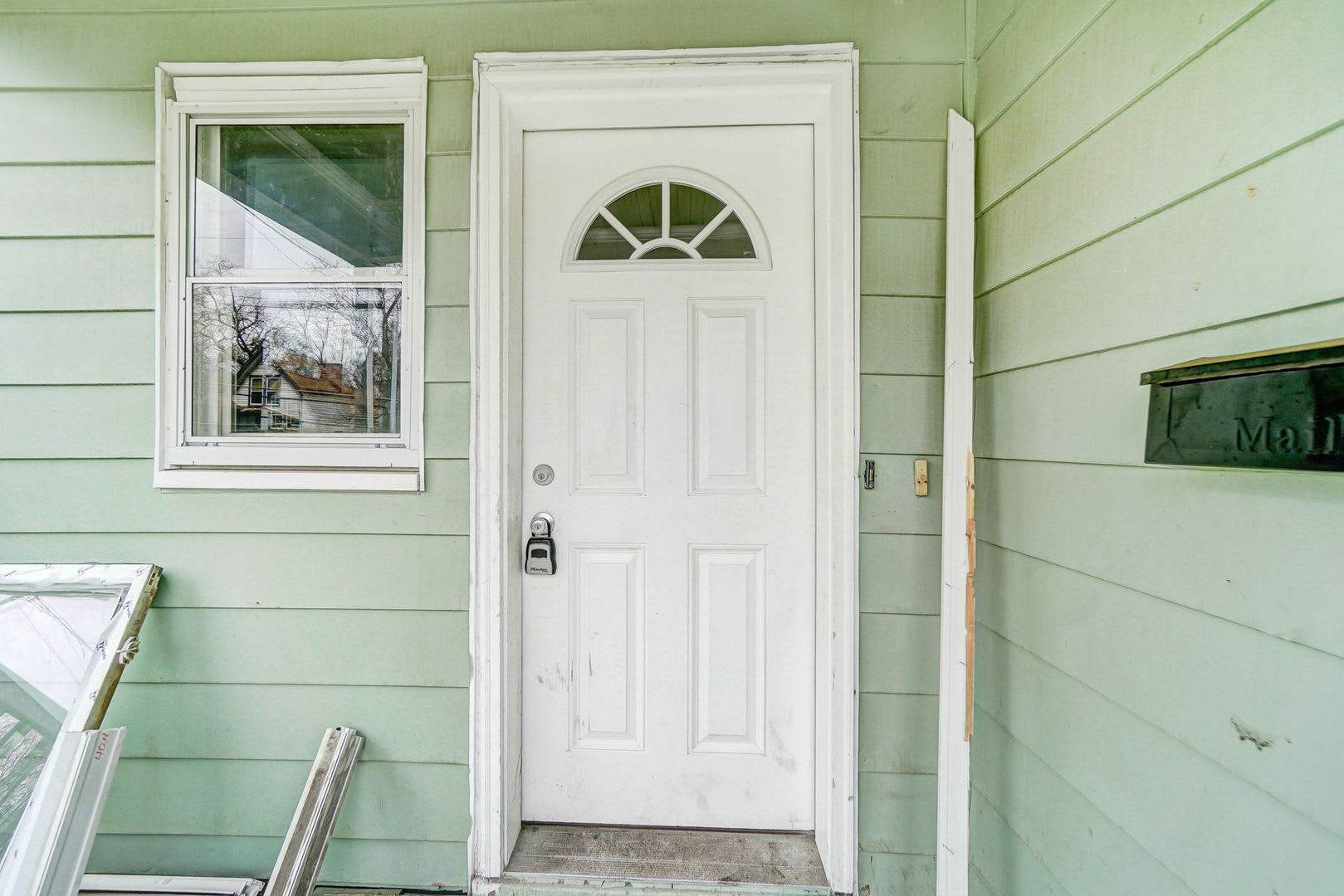 5 Bedroom House in Cincinnati! LEASING SPECIAL, 50% off Security Deposit if lease signed by 09/15!! – photo 4