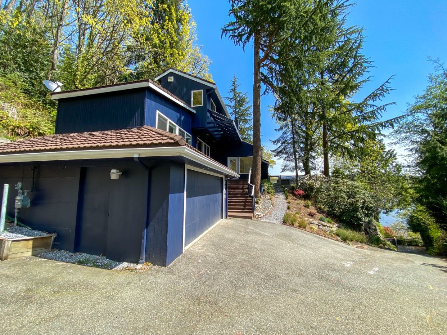 4Bd/4Ba Mercer Island Home – photo 2