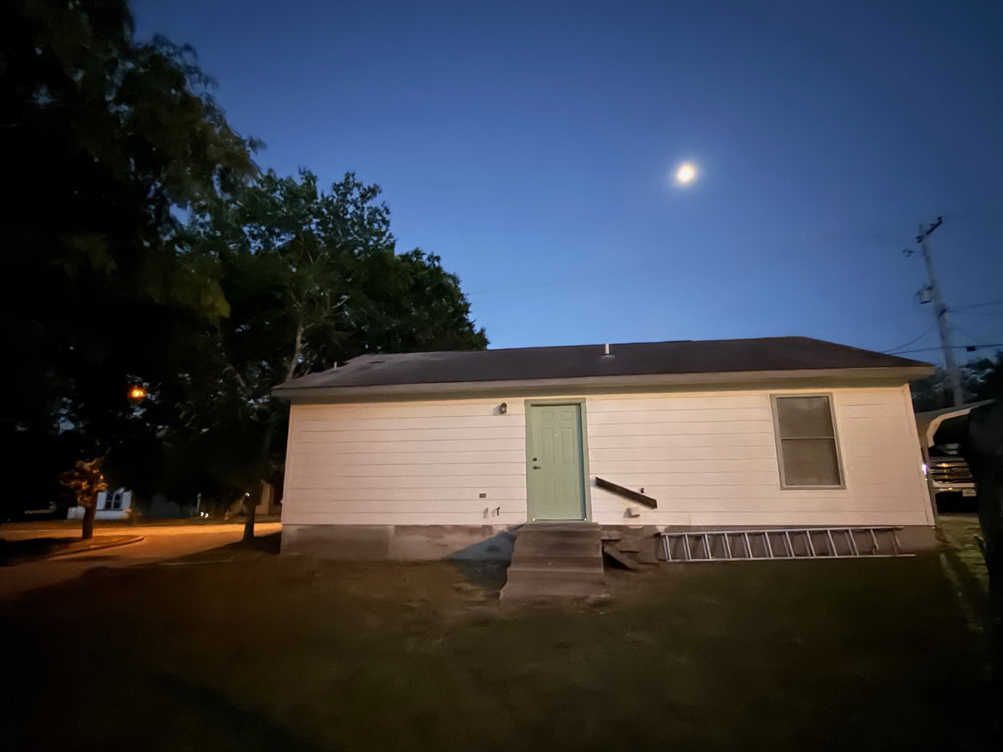 902 Saint Mary's Street – photo 3