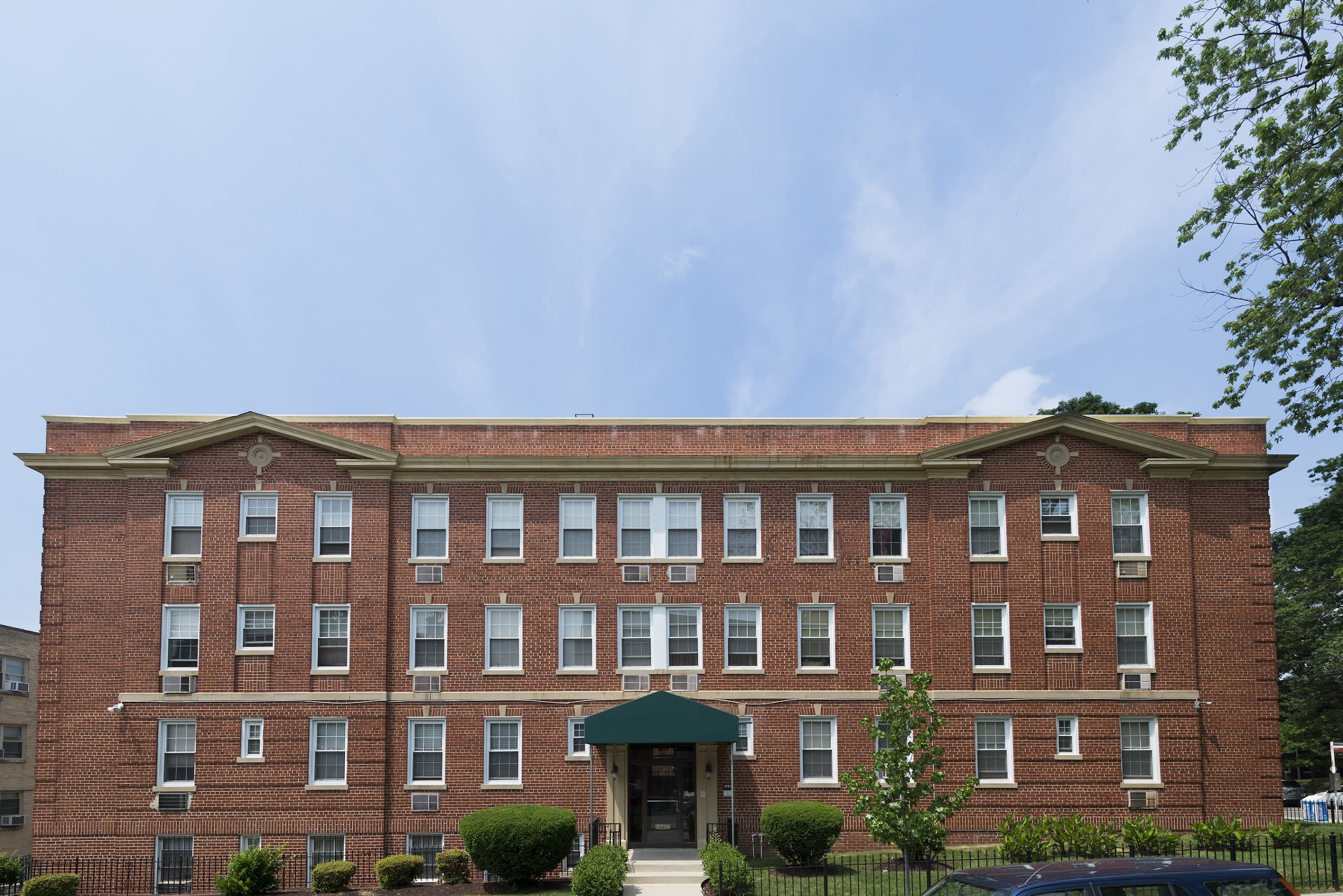 1401 Tuckerman Street Apartments – photo 1