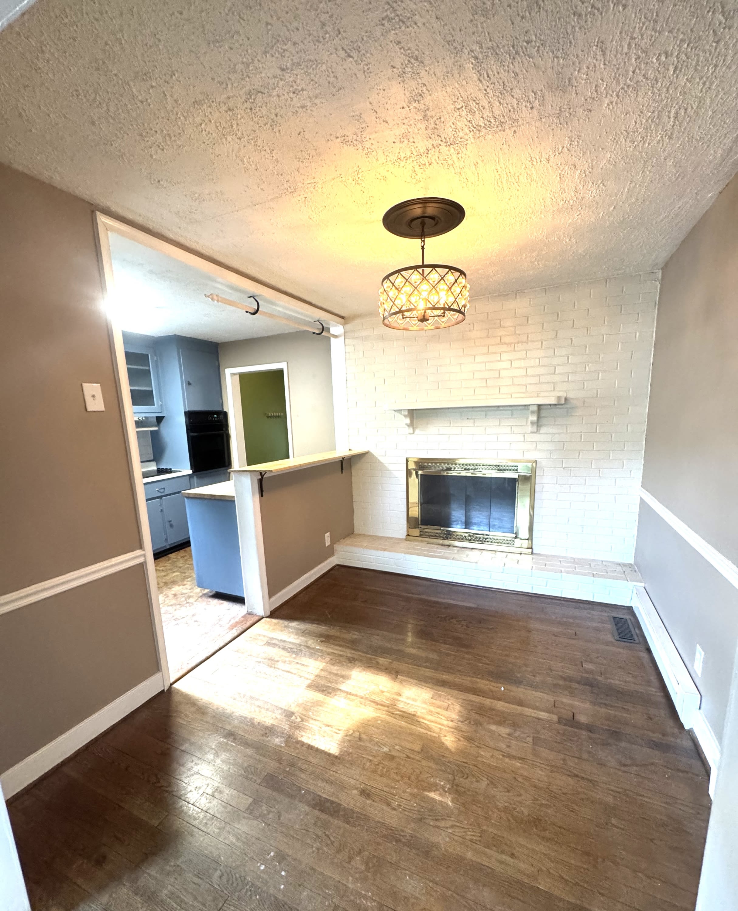 8709 Avalon Drive – photo 4