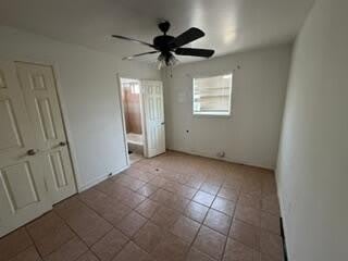 1409 NW Ave B – photo 3