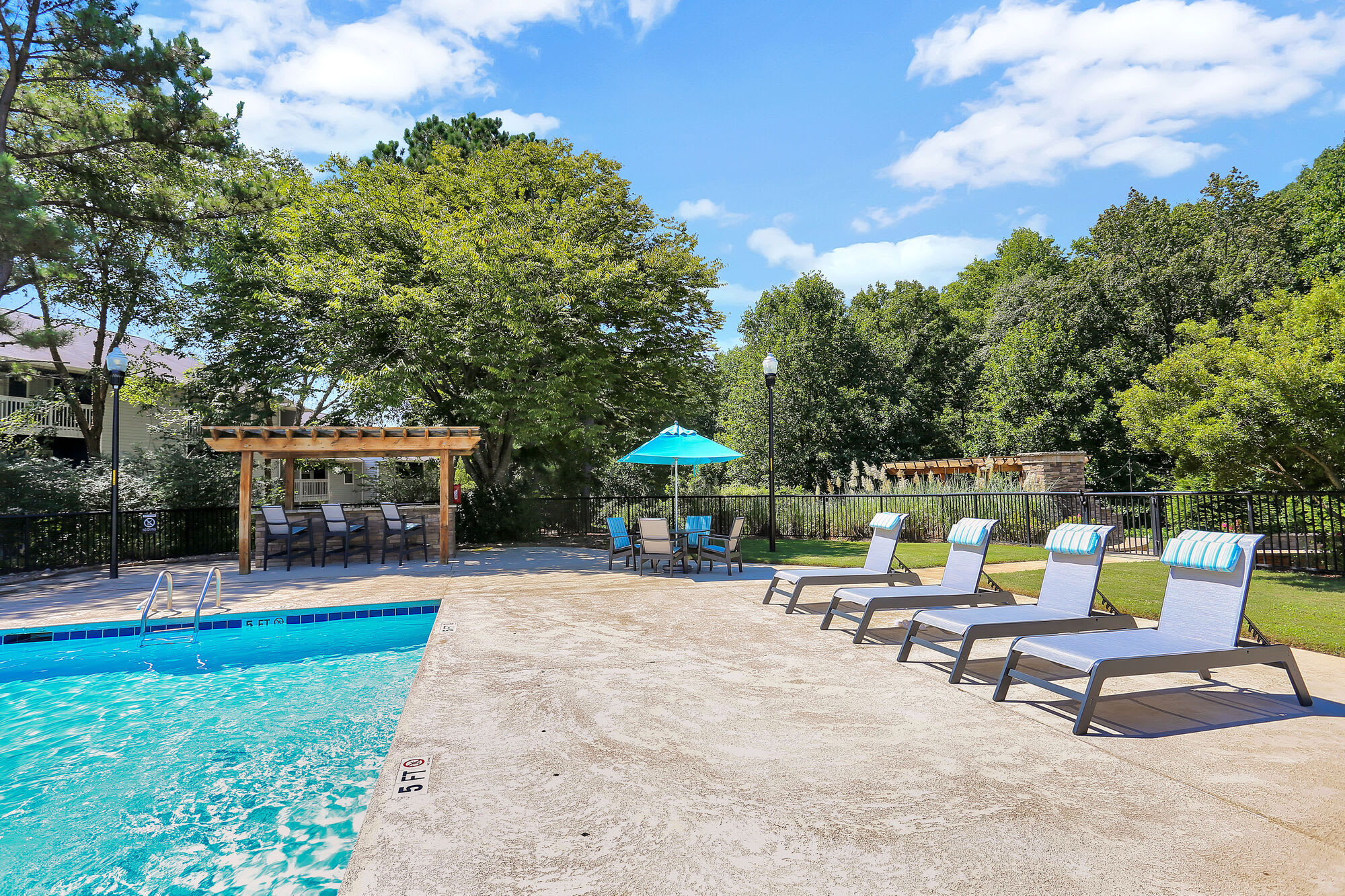 The Laurel Apartments – photo 4