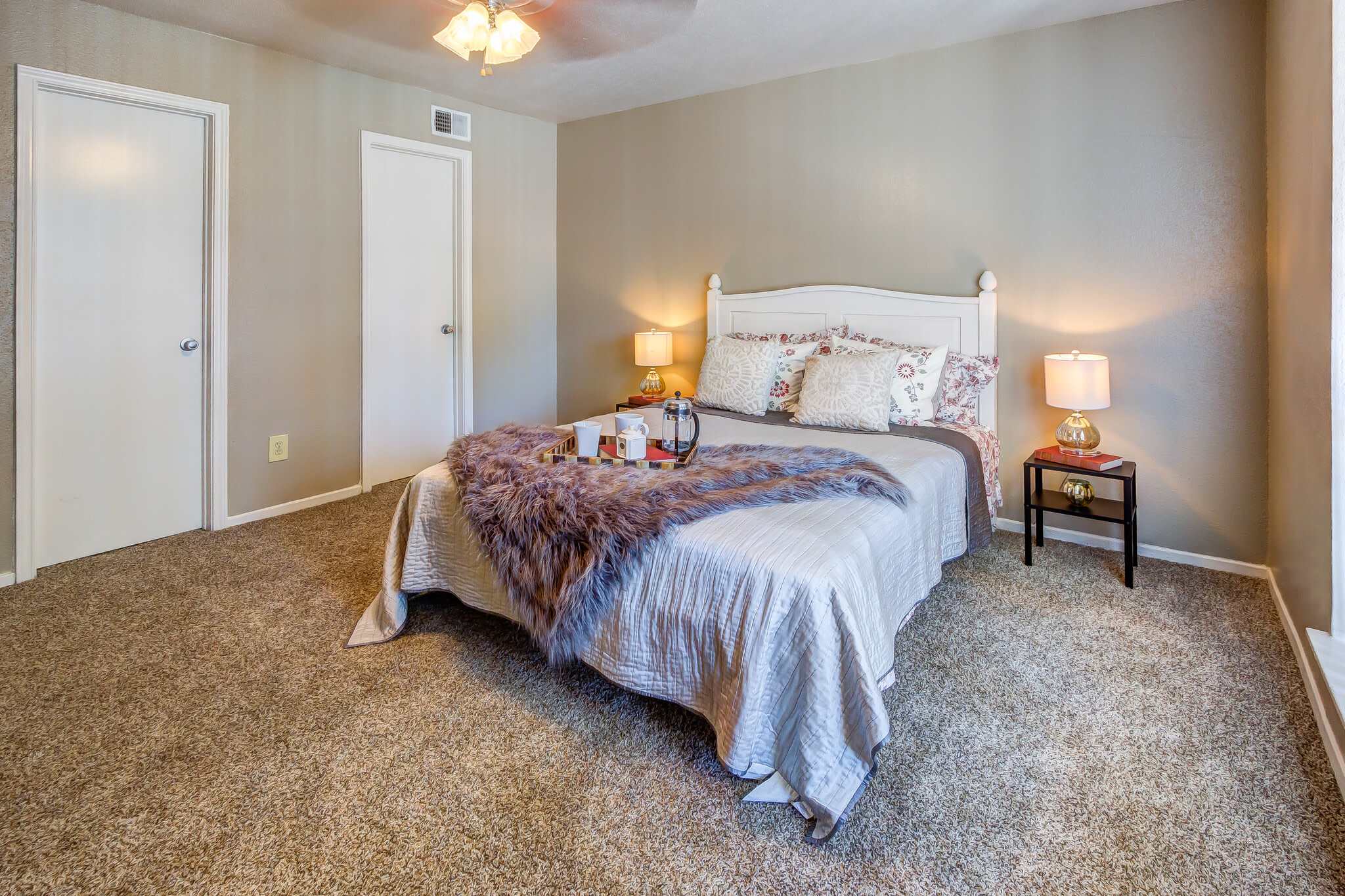 4 Eighty West Parker – photo 2