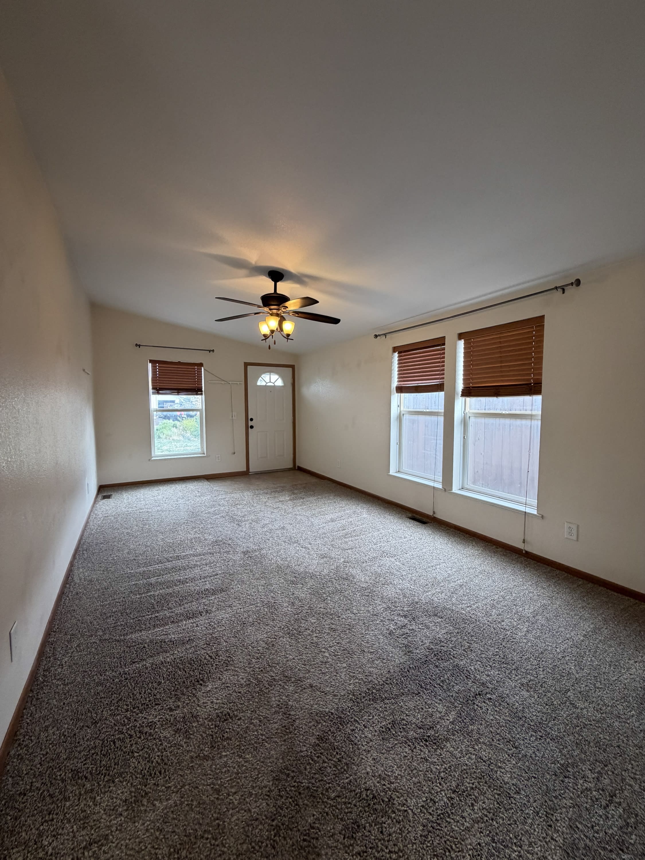 1954 Franklin Street – photo 2