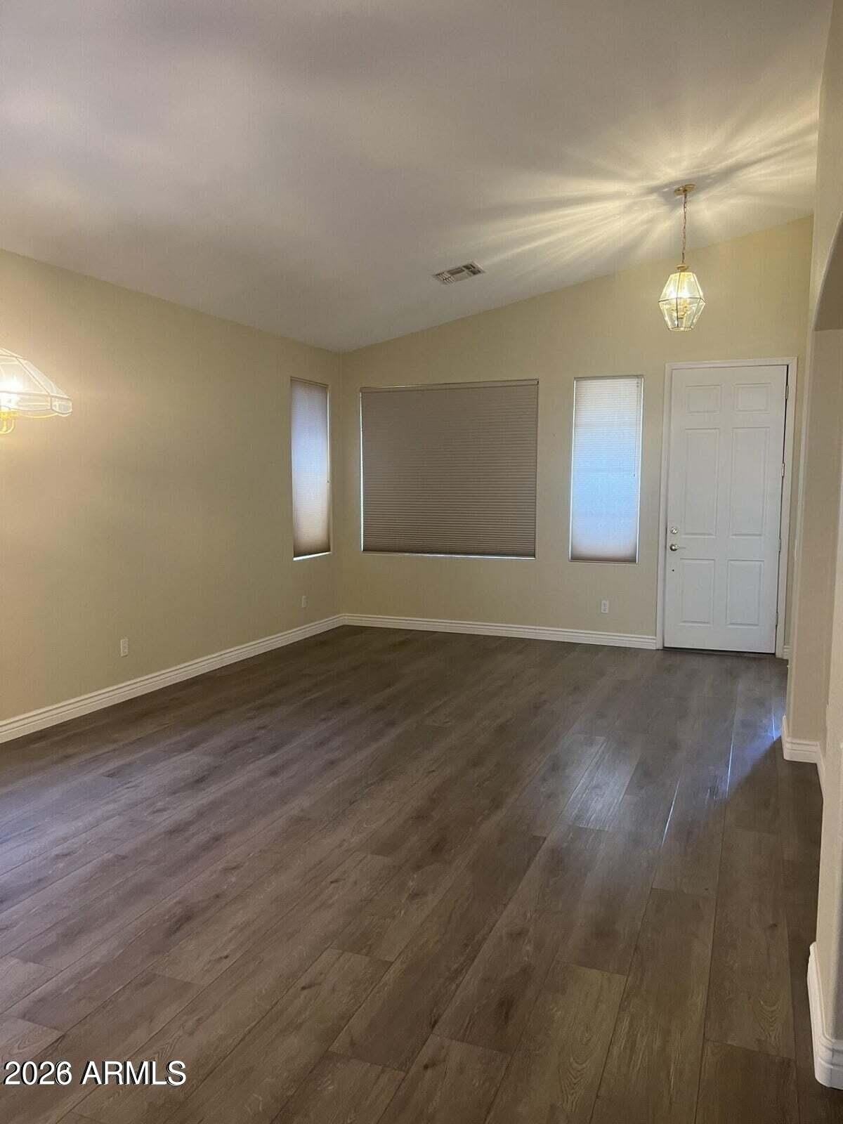 7033 W Irma Lane – photo 3