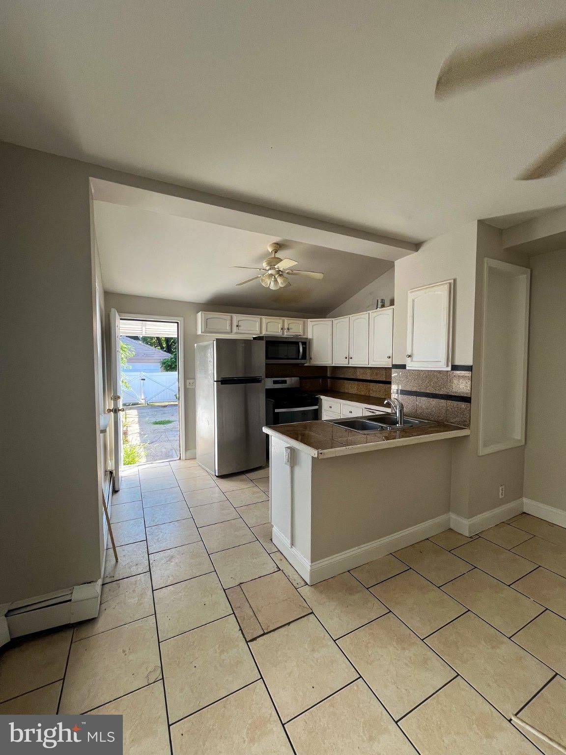 1222 GENESEE Street – photo 4