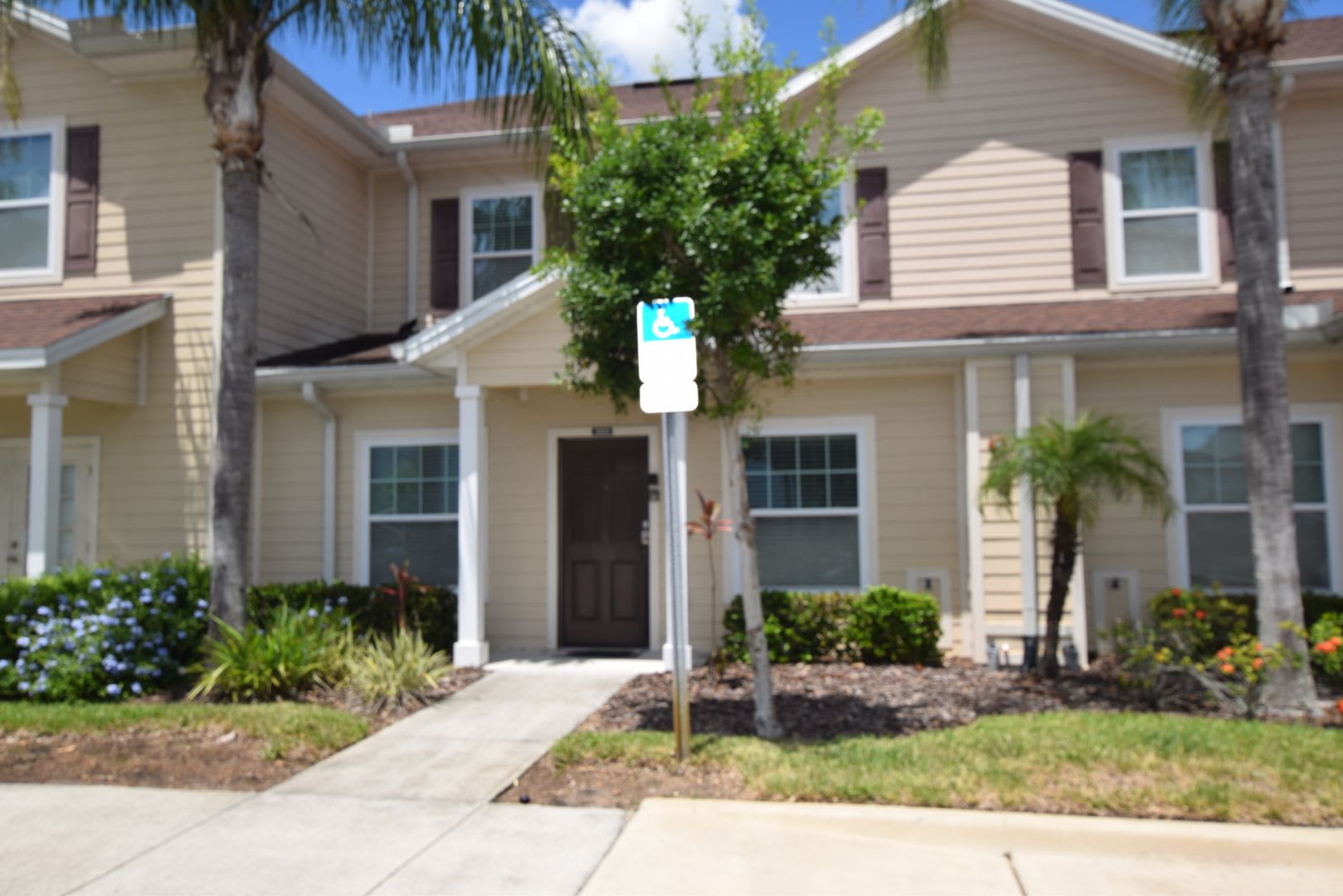 3 Bedroom, 2 Bath Town home for rent at 3222 Wish Avenue Kissimmee, FL 34747 – photo 1