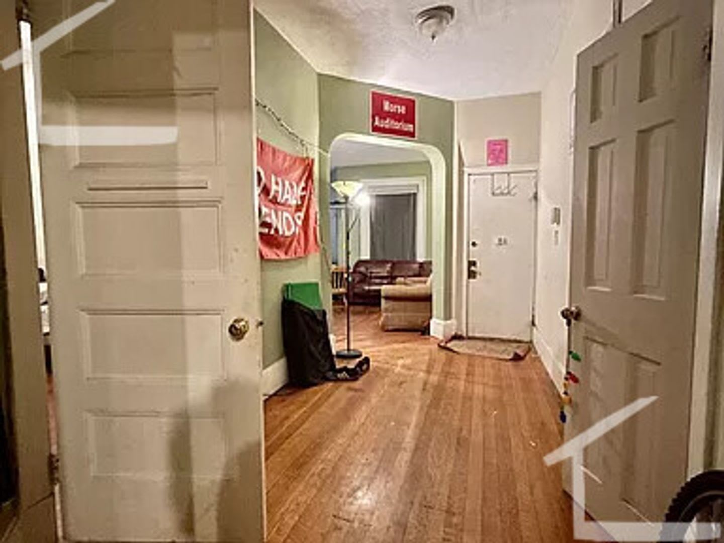 Stunning 3 bed in Brookline – photo 5