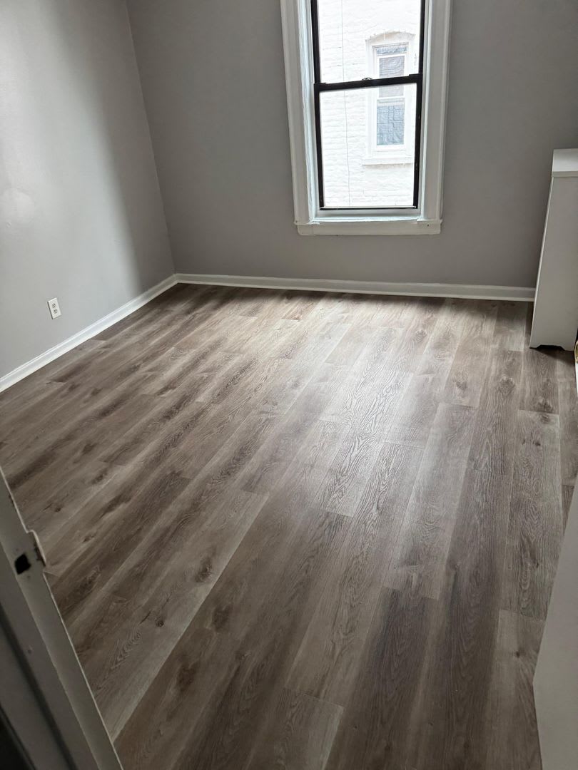 280 Hawthorne Avenue – photo 5