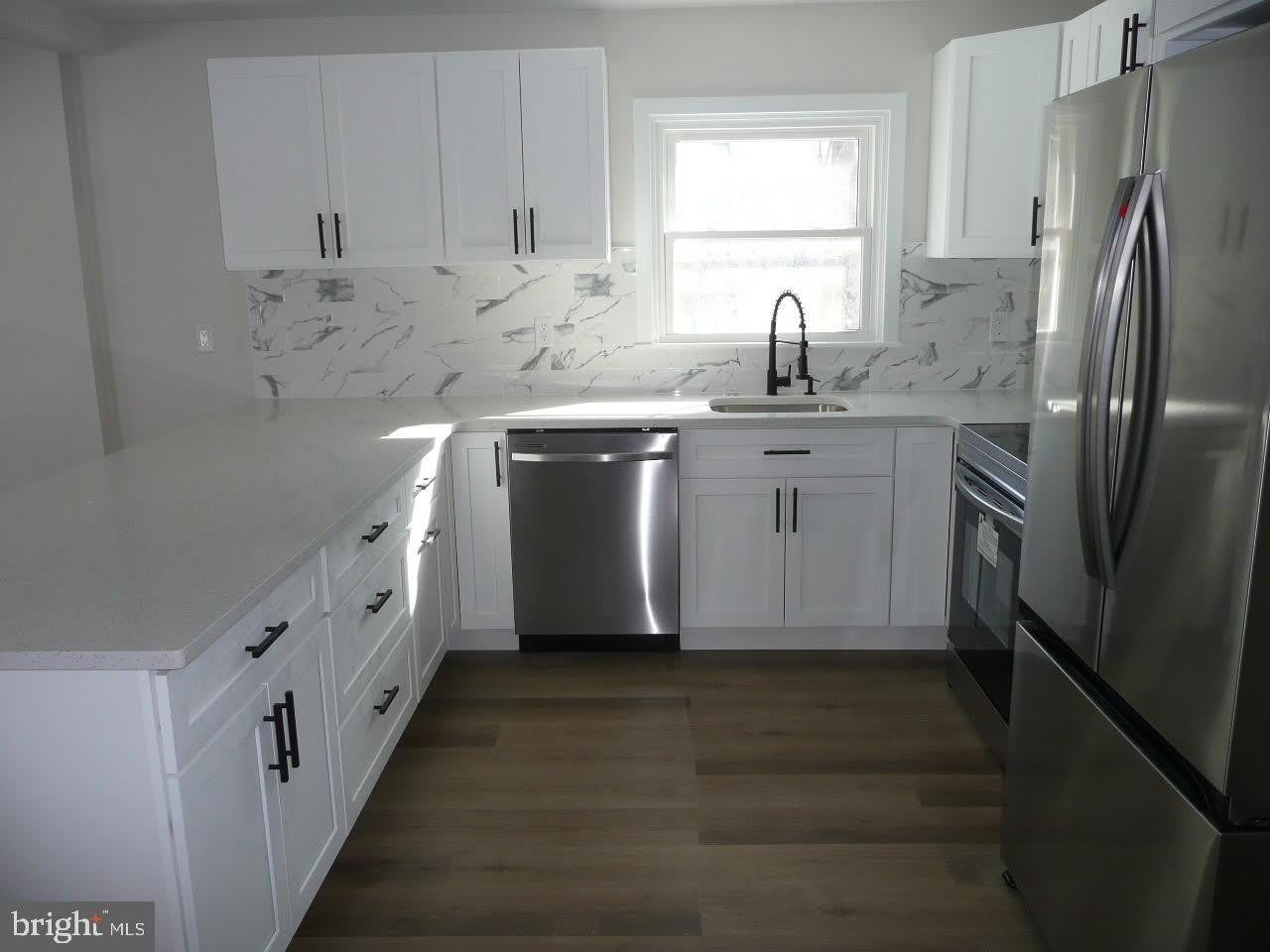 1054 HORSHAM Road – photo 3