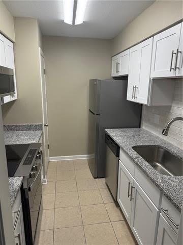 588 OAK Avenue – photo 5