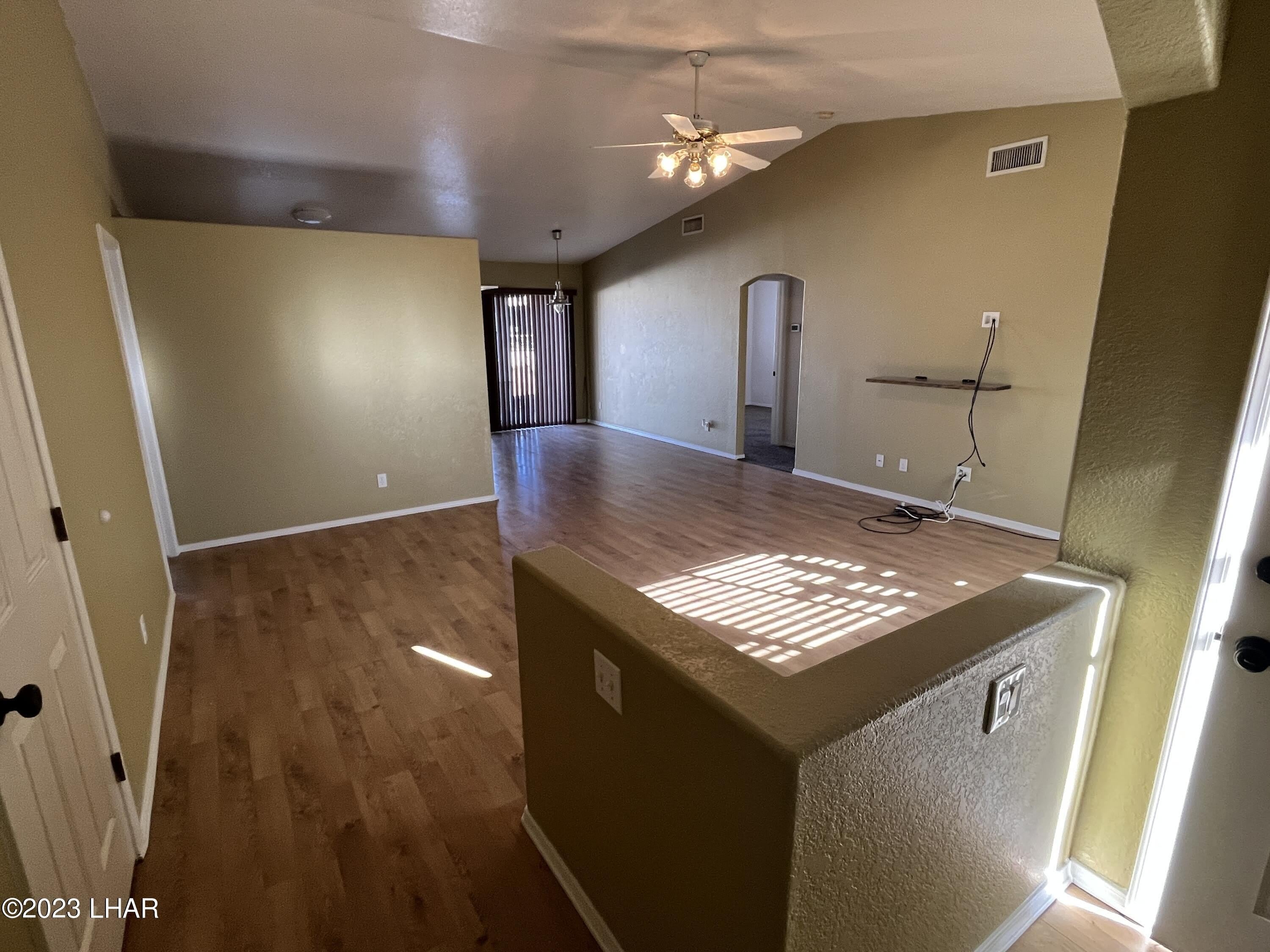2557 Palisades Dr – photo 3