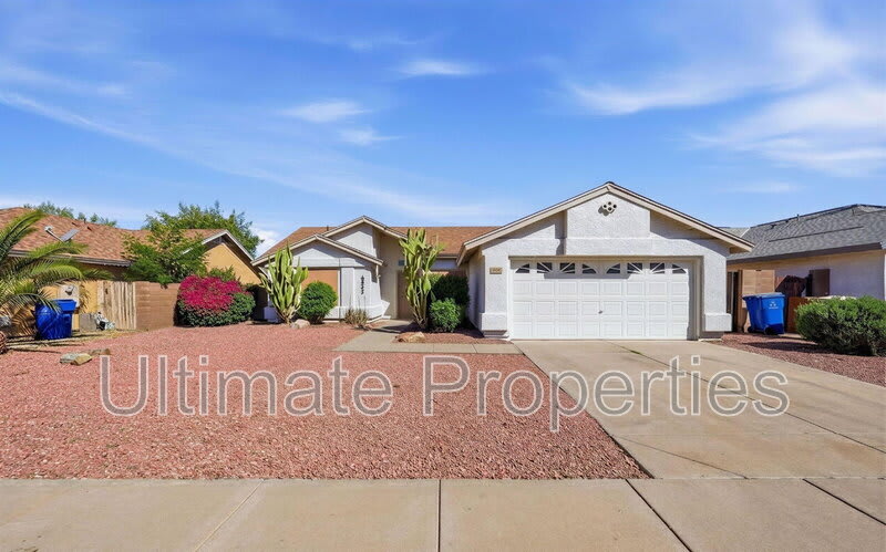 8542 W Oregon Ave – photo 1