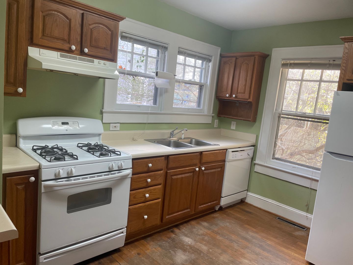 3 Bedroom, 3 Bath convenient to Downtown – photo 5
