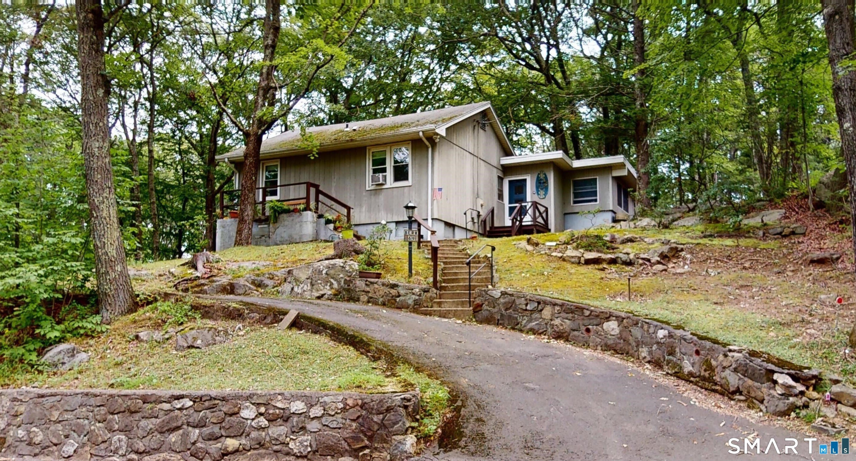 69 Carol Street – photo 1