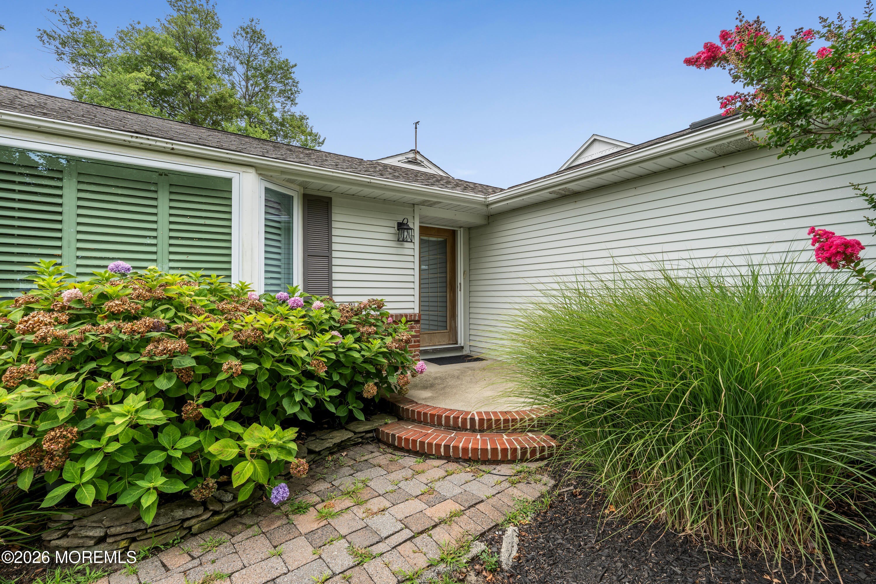12 Lori Road – photo 2