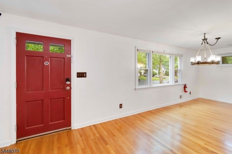 7 Evelyn Road – photo 5