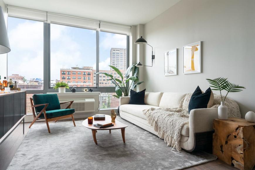 235 Grand – photo 5
