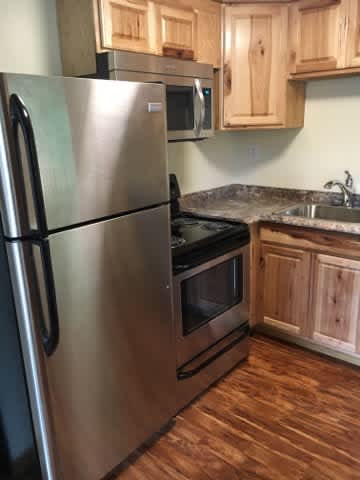 208 1/2 W Washington St – photo 1
