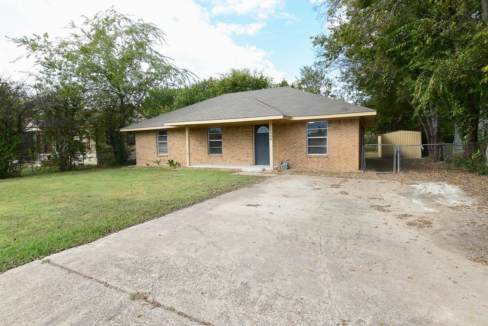 4008 Templeton – photo 1