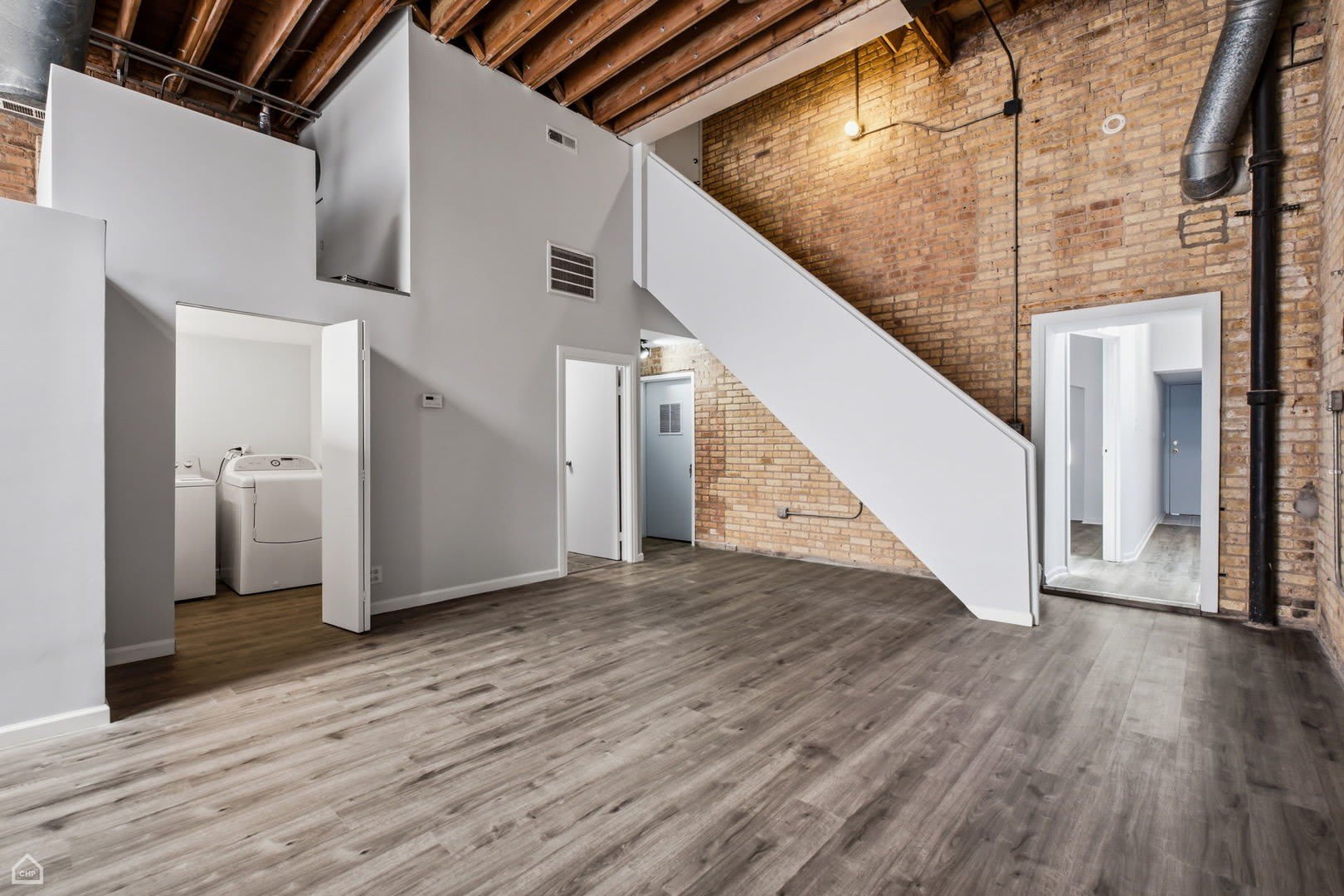 1742 N Mozart Street – photo 3