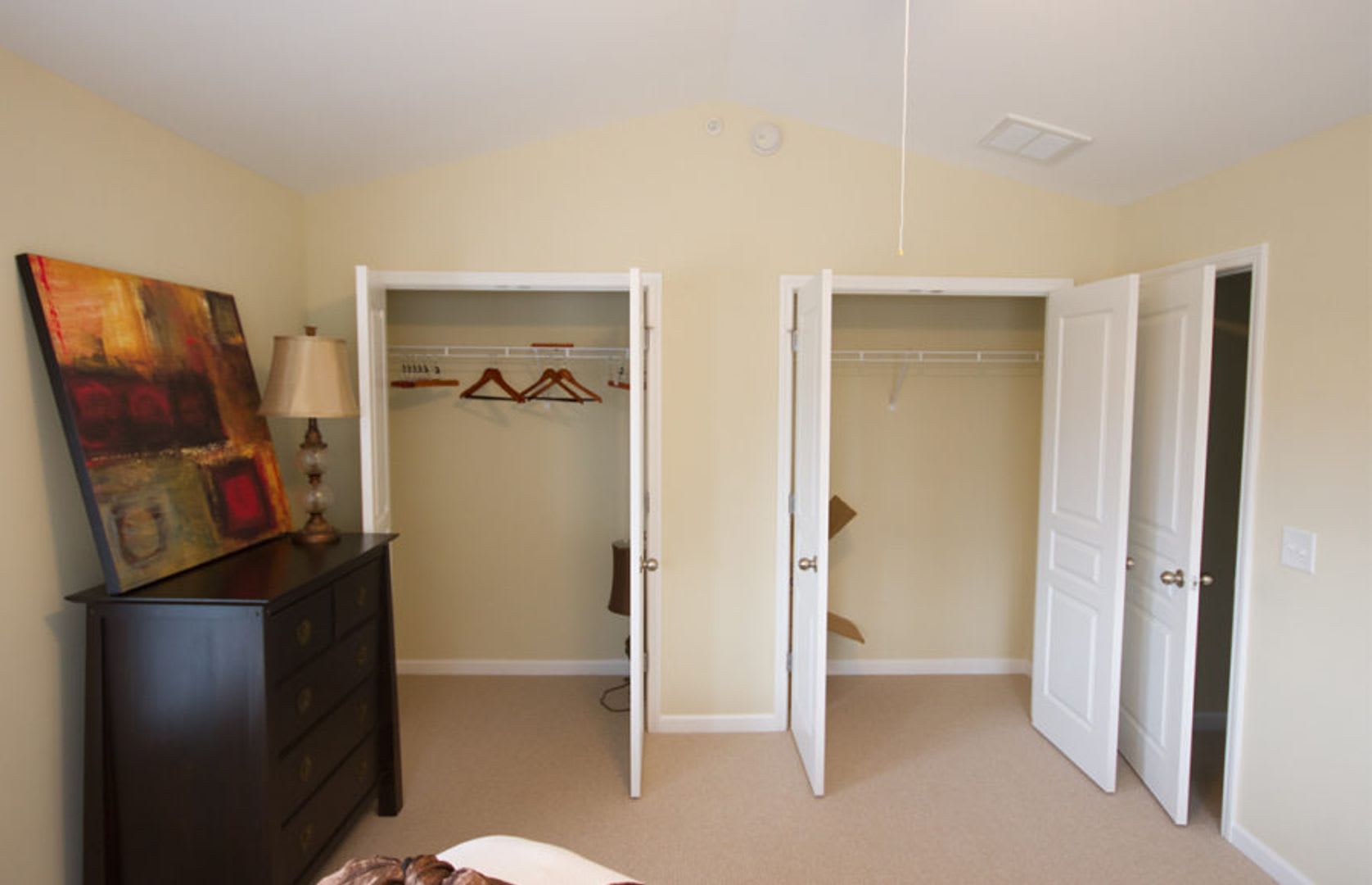 3 Bedroom Townhouse At The Woodlands End Unit Only 500 Deposit End Unit 1 Month Free When You Apply And Sign A Lease 7 16 7 31 26 – photo 5