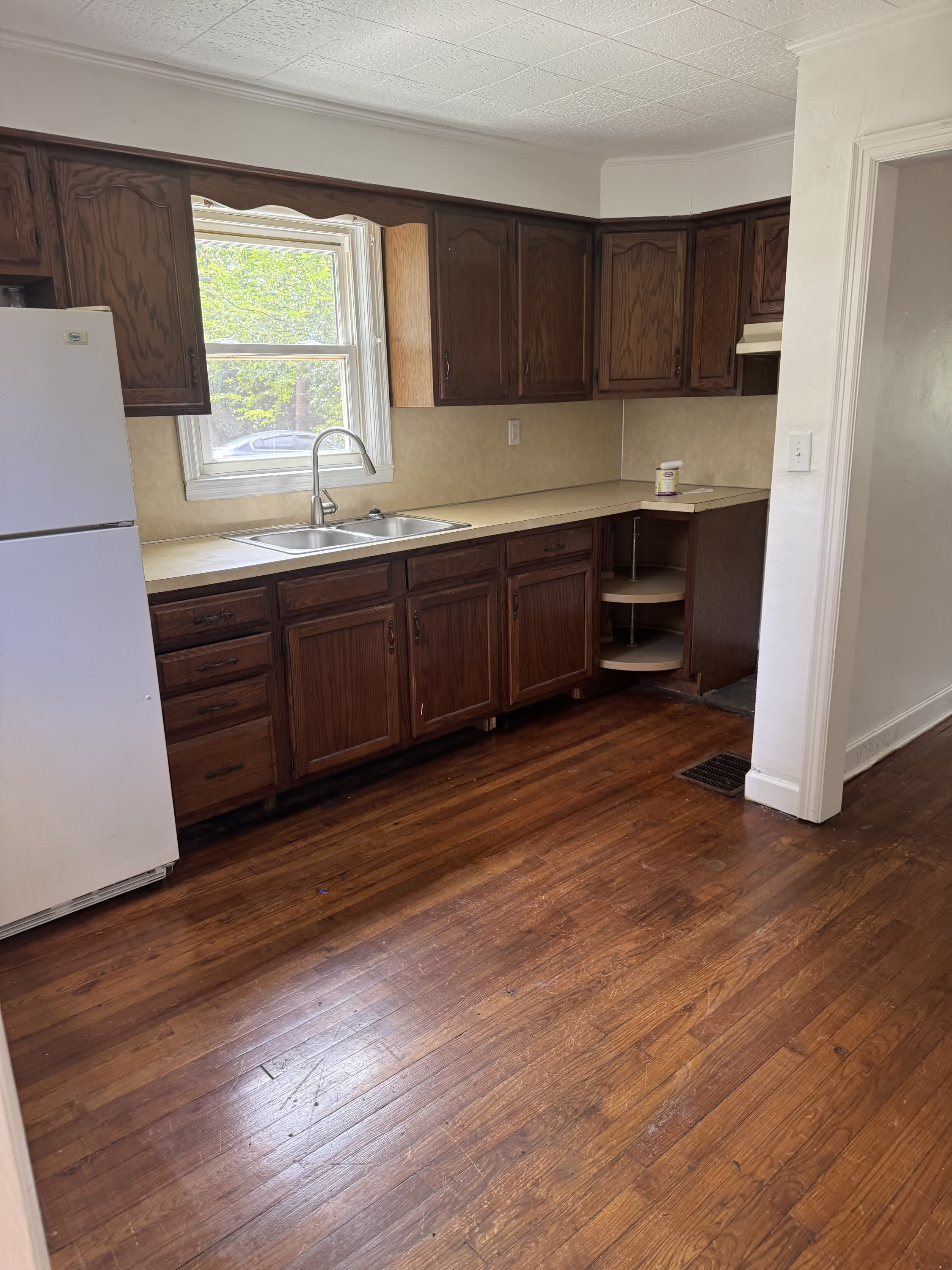 2517 Lafayette Circle – photo 4