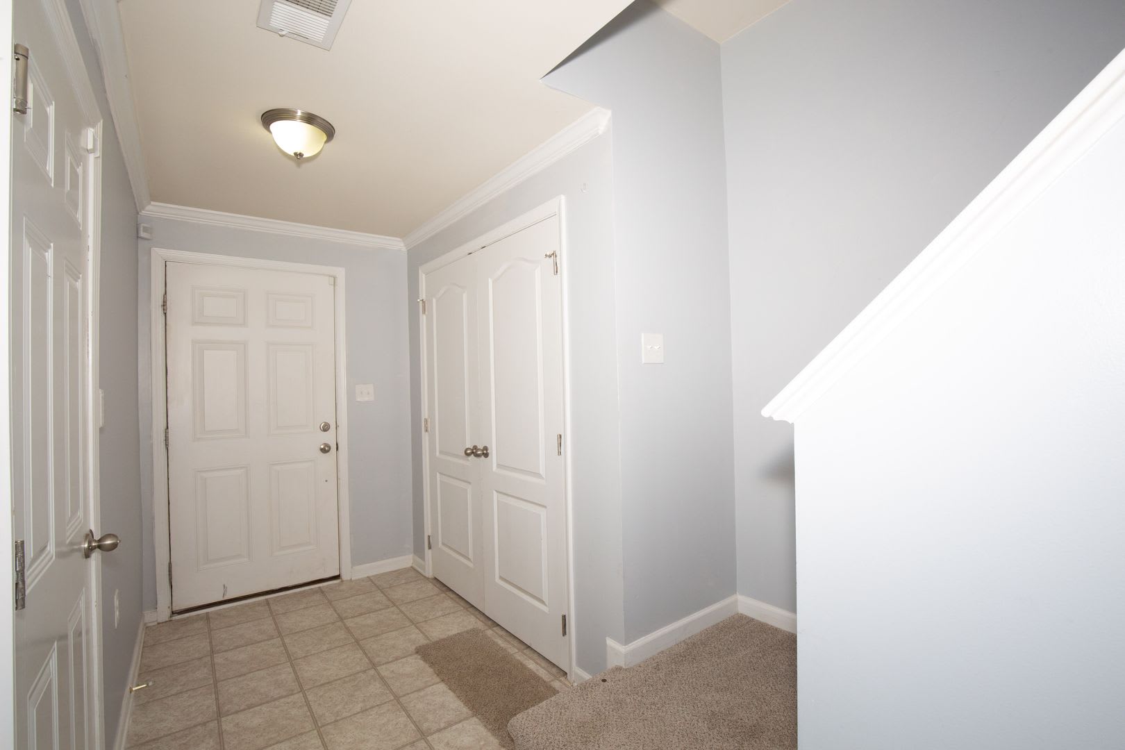 3 bed, 2full/2 half bath, Townhome in Martinsburg, WV – photo 3