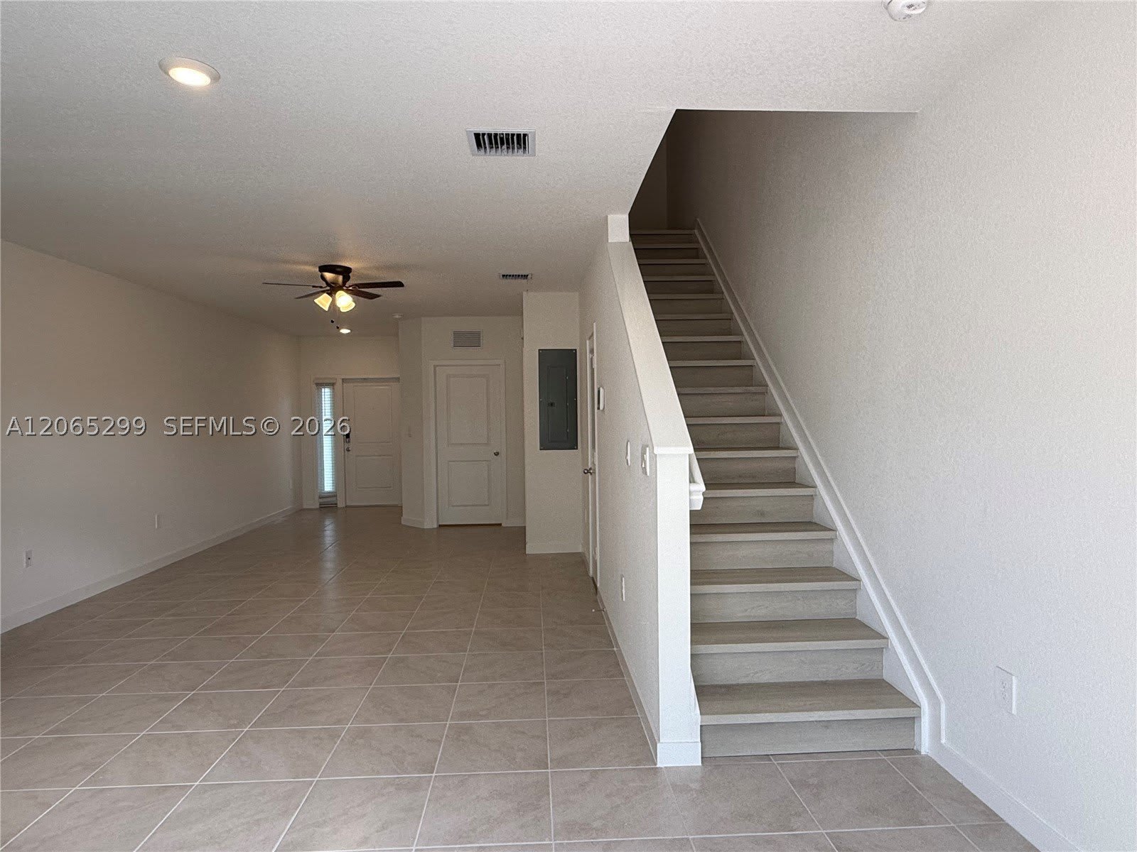 540 NE 1st Dr – photo 5
