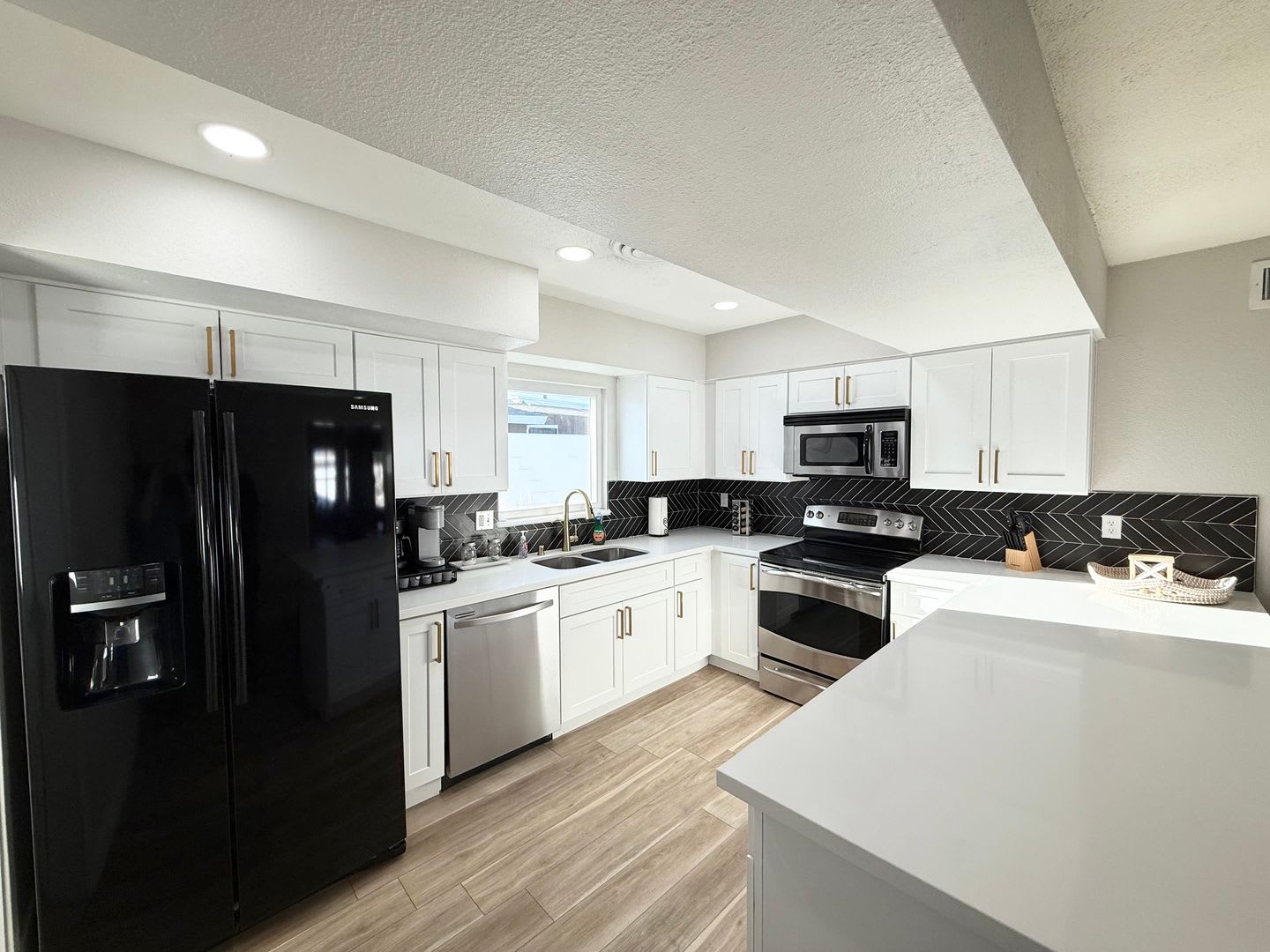 3/BD 2/BA Home Near the Las Vegas Strip – No HOA, Pool, & RV Parking! – photo 3