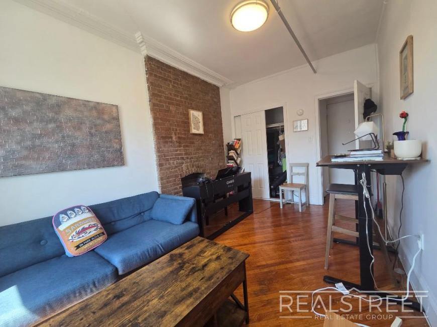 109 Joralemon Street – photo 2