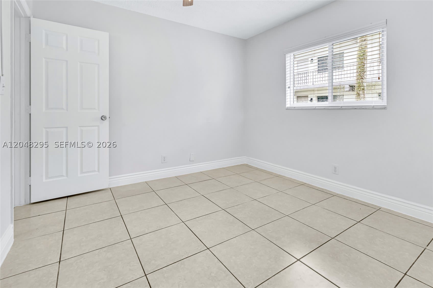 711 NE 2nd Ave – photo 5