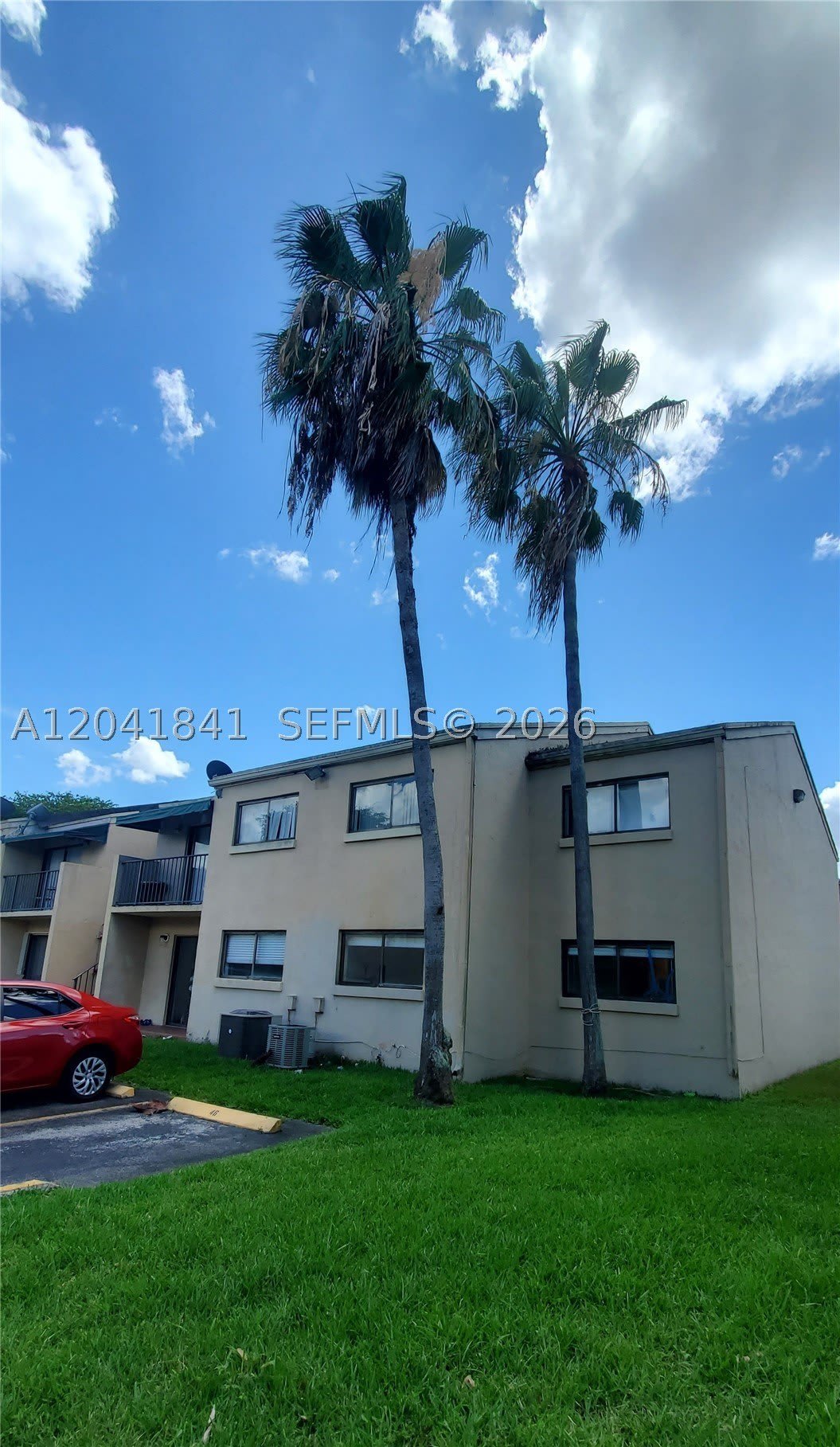 7405 SW 152nd Ave – photo 1