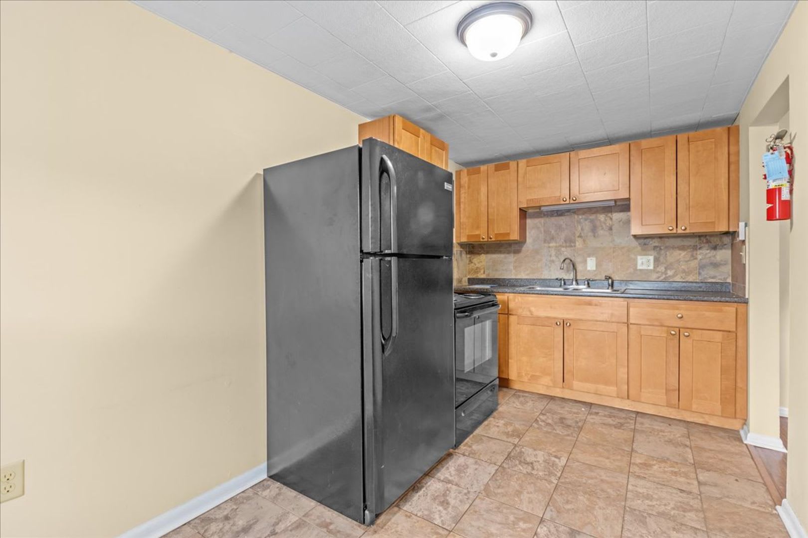 365 St Paul St – photo 2