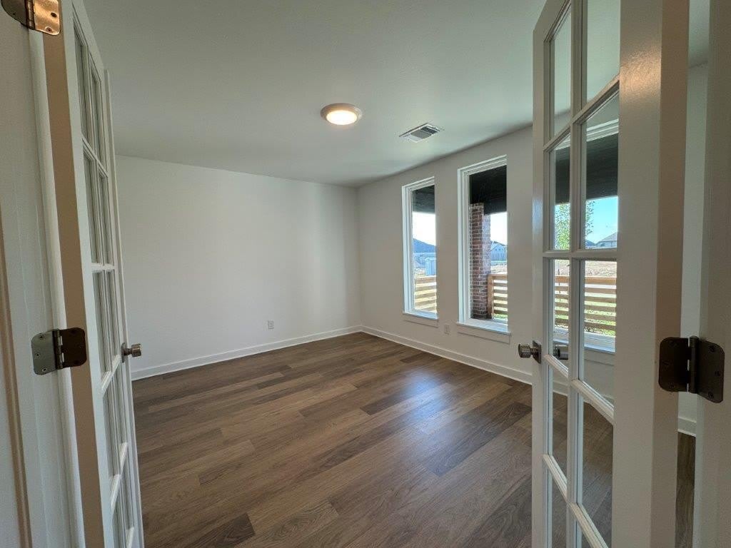 11104 NW 132nd Street – photo 5