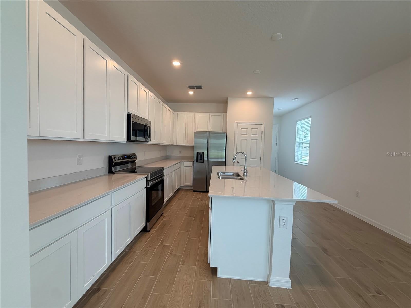 2029 ANTHEM Drive – photo 4